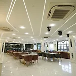 The Lilli Villas Hotel