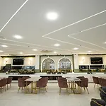 The Lilli Villas Hotel